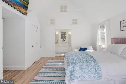 Bedroom - 1939 Virginia Ave, Mclean, VA 22101 photo 6 of 13