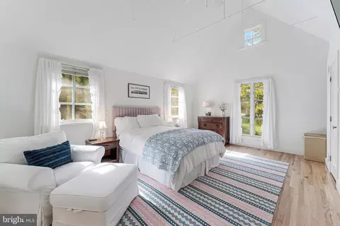 Bedroom - 1939 Virginia Ave, Mclean, VA 22101 photo 3 of 13