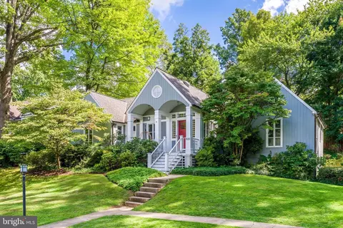Exterior - 1939 Virginia Ave, Mclean, VA 22101 photo 3 of 14