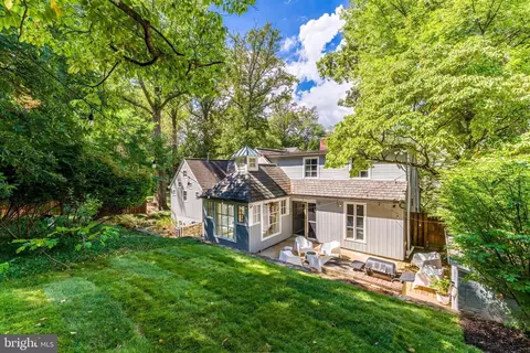 Exterior - 1939 Virginia Ave, Mclean, VA 22101 photo 12 of 14