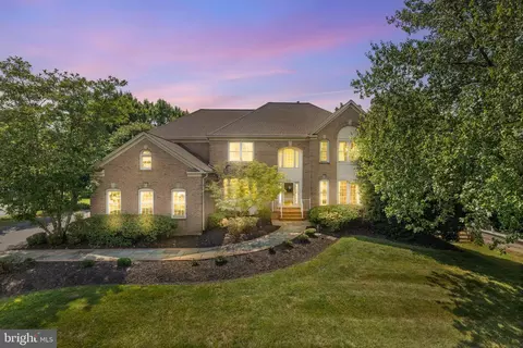 6473 Lake Meadow Dr, Burke, VA 22015