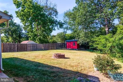 6115 Rivanna Dr, Springfield, VA 22150 photo 9