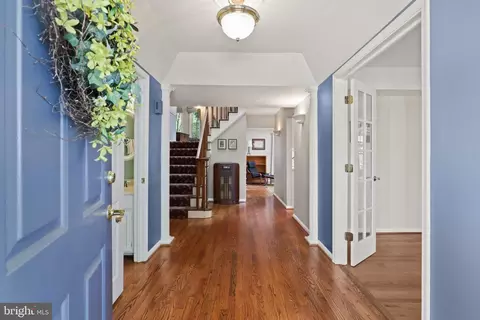 Entry Way - 1602 Blacksmith Ln, Herndon, VA 20170 photo 1 of 3