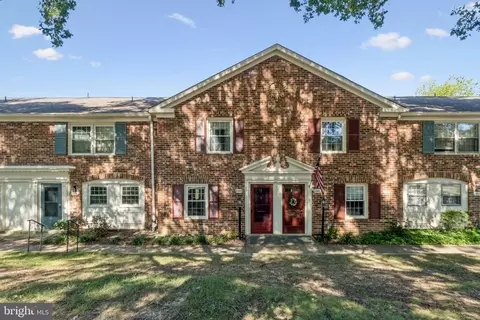 8372 Forrester Blvd #478, Springfield, VA 22152