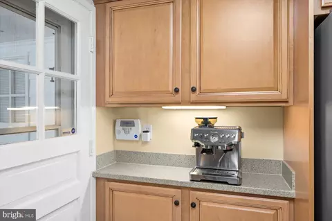 7525 Jervis St, Springfield, VA 22151 photo 9