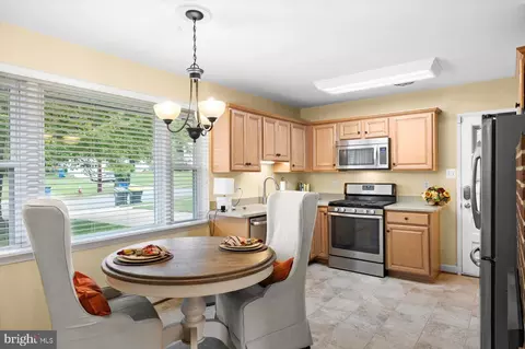 7525 Jervis St, Springfield, VA 22151 photo 6