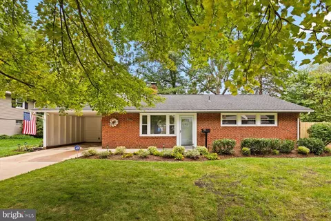 7525 Jervis St, Springfield, VA 22151 photo 2