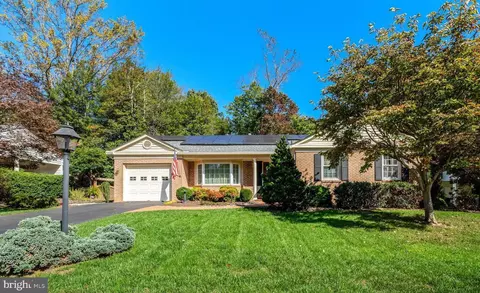 10822 Mount Vineyard Ct, Fairfax, VA 22032