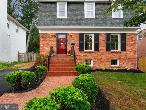 1116 Randolph Rd, Mclean, VA 22101