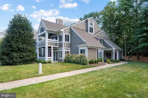 12276 Fort Buffalo Cir #501, Fairfax, VA 22033