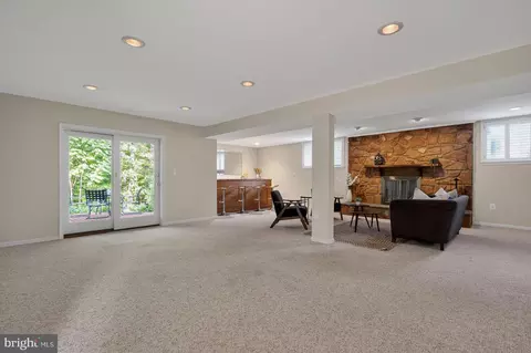 6013 Lamont Ct, Springfield, VA 22152 photo 15