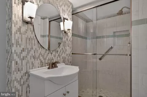 6013 Lamont Ct, Springfield, VA 22152 photo 22
