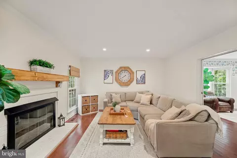 7838 Roundabout Way, Springfield, VA 22153 photo 14