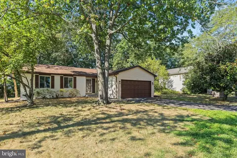 Exterior - 4503 Cub Run Rd, Chantilly, VA 20151 photo 2 of 7