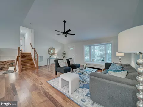 Living - 12356 Lima Ln, Reston, VA 20191 photo 1 of 3
