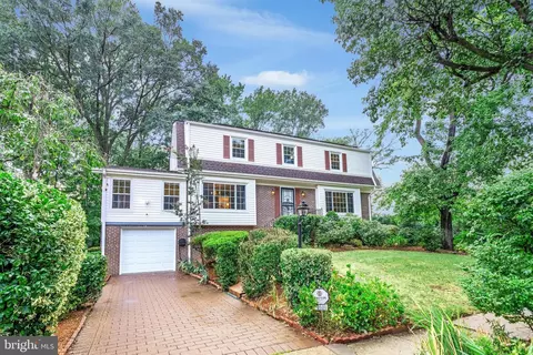 8600 Gateshead Rd, Alexandria, VA 22309