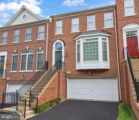 4107 Quiet Crossing Ct, Fairfax, VA 22033
