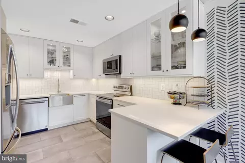 11009 Thrush Ridge Rd, Reston, VA 20191 photo 12