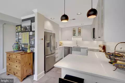 11009 Thrush Ridge Rd, Reston, VA 20191 photo 11