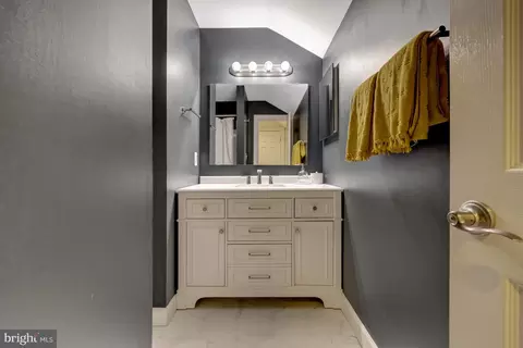 11009 Thrush Ridge Rd, Reston, VA 20191 photo 41