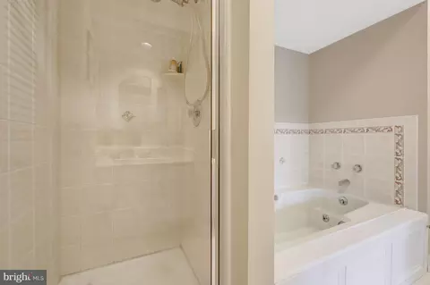 11009 Thrush Ridge Rd, Reston, VA 20191 photo 32