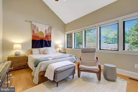 11009 Thrush Ridge Rd, Reston, VA 20191 photo 26