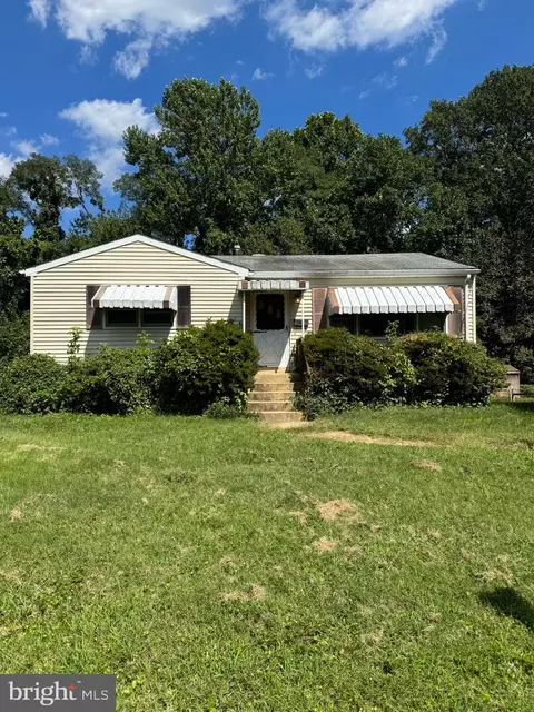 1729 Olney Rd, Falls Church, VA 22043