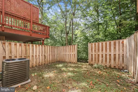 Exterior - 8840 Eagle Rock Ln, Springfield, VA 22153 photo 2 of 4