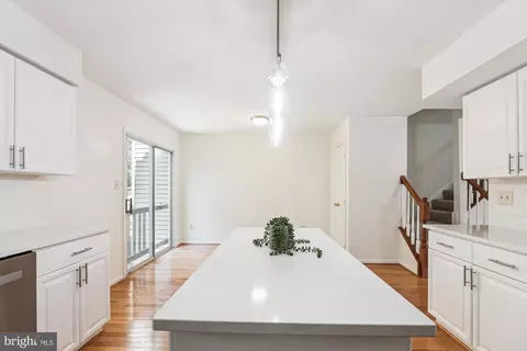 Other - 8840 Eagle Rock Ln, Springfield, VA 22153 photo 4 of 9