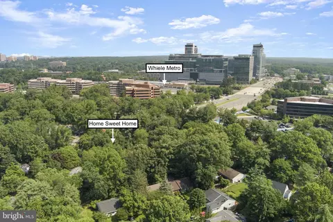 View/Area - 11401 Turnmill Ln, Reston, VA 20191 photo 1 of 8