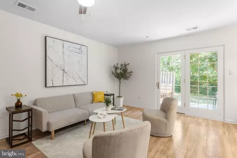 11401 Turnmill Ln, Reston, VA 20191