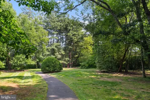 Exterior - 11401 Turnmill Ln, Reston, VA 20191 photo 8 of 9