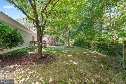 Exterior - 11401 Turnmill Ln, Reston, VA 20191 photo 4 of 9