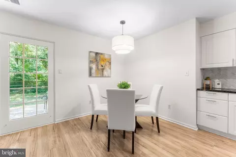 Dining - 11401 Turnmill Ln, Reston, VA 20191 photo 2 of 3