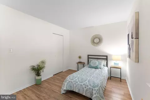 Bedroom - 11401 Turnmill Ln, Reston, VA 20191 photo 7 of 7