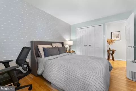 11190 Forest Edge Dr, Reston, VA 20190 photo 36