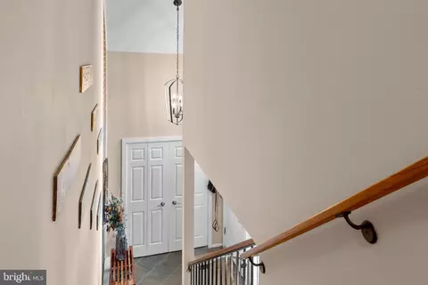 11190 Forest Edge Dr, Reston, VA 20190 photo 26