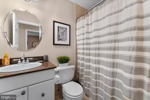11190 Forest Edge Dr, Reston, VA 20190 photo 29
