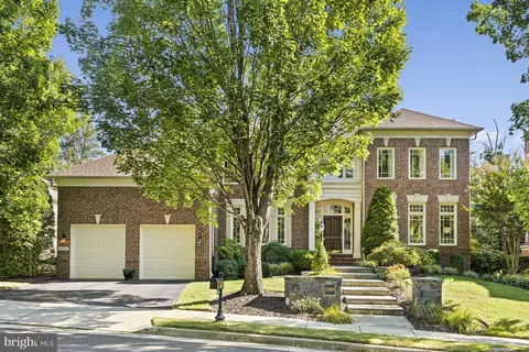 11103 Chessington Pl, Reston, VA 20194