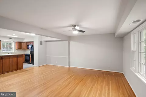 Living - 6611 Burlington Pl, Springfield, VA 22152 photo 6 of 10