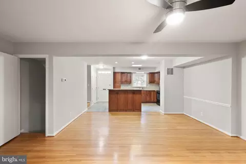 Living - 6611 Burlington Pl, Springfield, VA 22152 photo 5 of 10