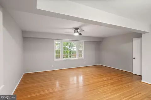 Living - 6611 Burlington Pl, Springfield, VA 22152 photo 3 of 10