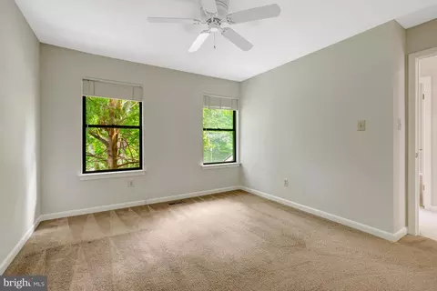 Bedroom - 11088 Glade Ct, Reston, VA 20191 photo 4 of 4