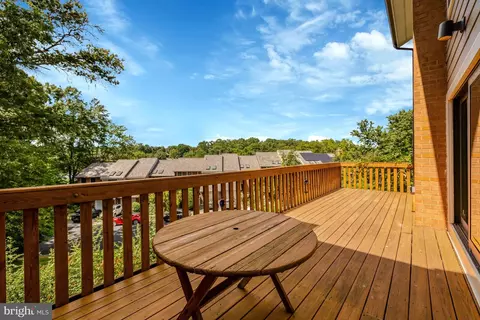 Exterior - 11088 Glade Ct, Reston, VA 20191 photo 4 of 13