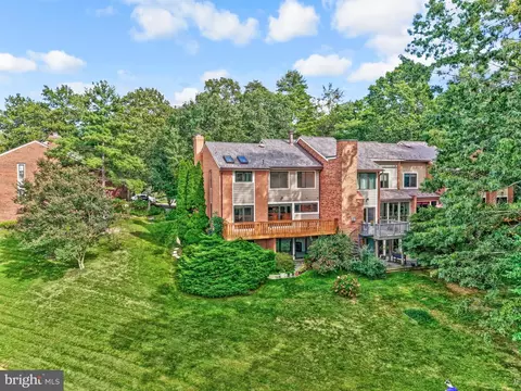 Exterior - 11088 Glade Ct, Reston, VA 20191 photo 12 of 13