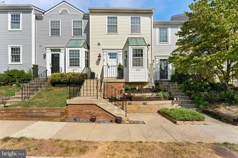 13992 Big Yankee Ln, Centreville, VA 20121