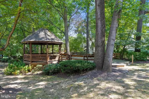 2245 Hunters Run Dr, Reston, VA 20191 photo 34