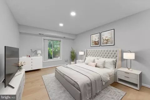 2245 Hunters Run Dr, Reston, VA 20191 photo 21