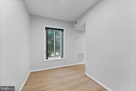 2245 Hunters Run Dr, Reston, VA 20191 photo 15