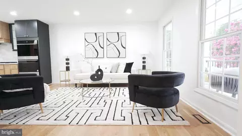 3147 Headrow Ln, Falls Church, VA 22042